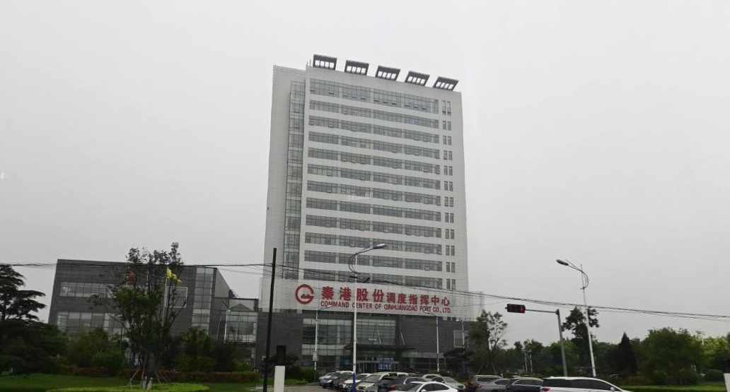 瞬間識(shí)別人體溫度,準(zhǔn)確篩查發(fā)熱人員,自動(dòng)紅外測(cè)溫門(mén)篩查安檢兩不誤