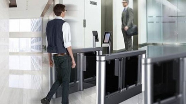 人臉識(shí)別系統(tǒng)測(cè)溫門禁