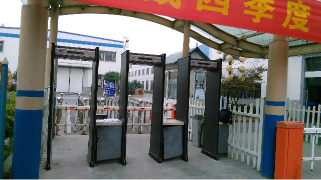 金屬防盜安檢門-免費(fèi)來樣測(cè)試，節(jié)省80%安保工資支出【探天下】