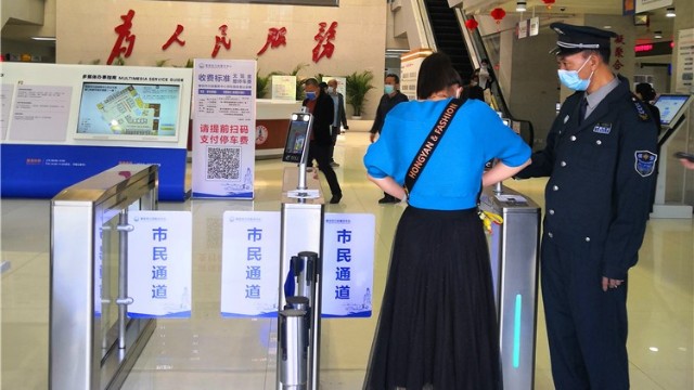 如何選擇適合自己需求的門(mén)禁閘機(jī):建議和注意事項(xiàng)